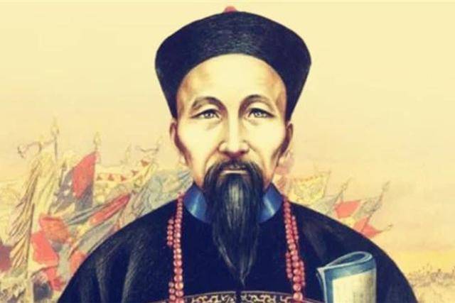 李鸿章在清朝担任过什么职务，相当于今天什么官职？