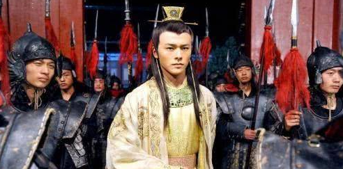 魏忠贤给明朝造成了多大的破坏？