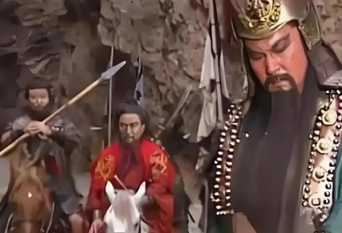 华容道之局:诸葛亮以“放曹”为棋,谋定三分天下