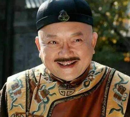 和珅贪污的钱是清朝十五年的总和 嘉庆是怎么一年就花完的