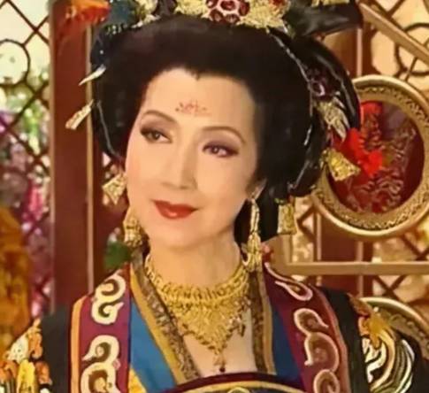 从主仆到敌对：唐朝宫廷中郑太后与郭太后的恩怨纠葛