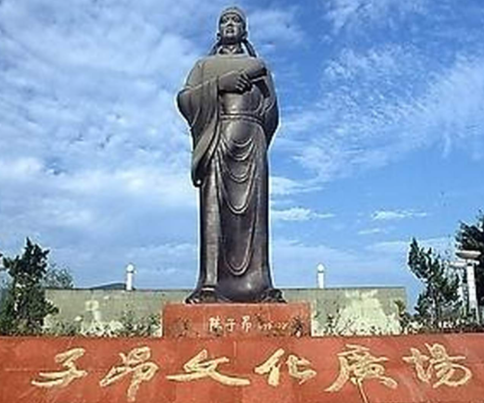 初唐文坛的破晓者：陈子昂的文学革新与历史地位