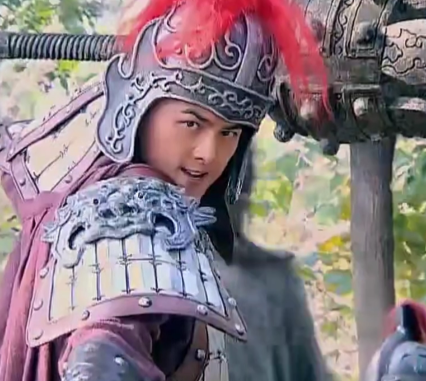 裴元庆与宇文成都:隋唐演义中的巅峰对决,谁更胜一筹?