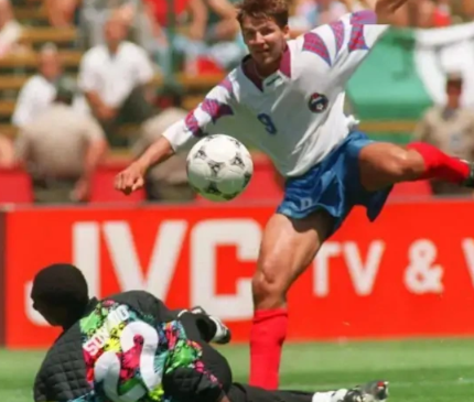 世界杯“五子登科”传奇:仅一次的足坛奇迹